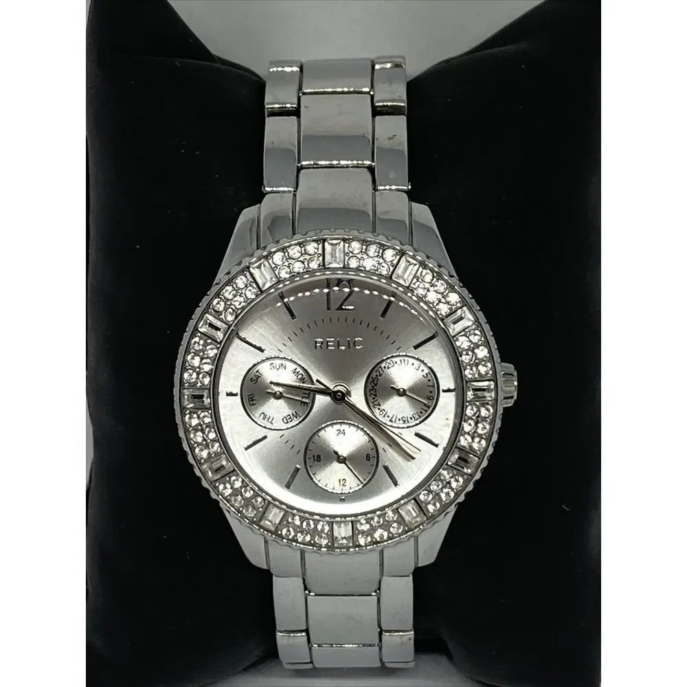 Relic Sophia ZR15739 Women Silver Stainless Steel Analog Dial Quartz Watch WO441